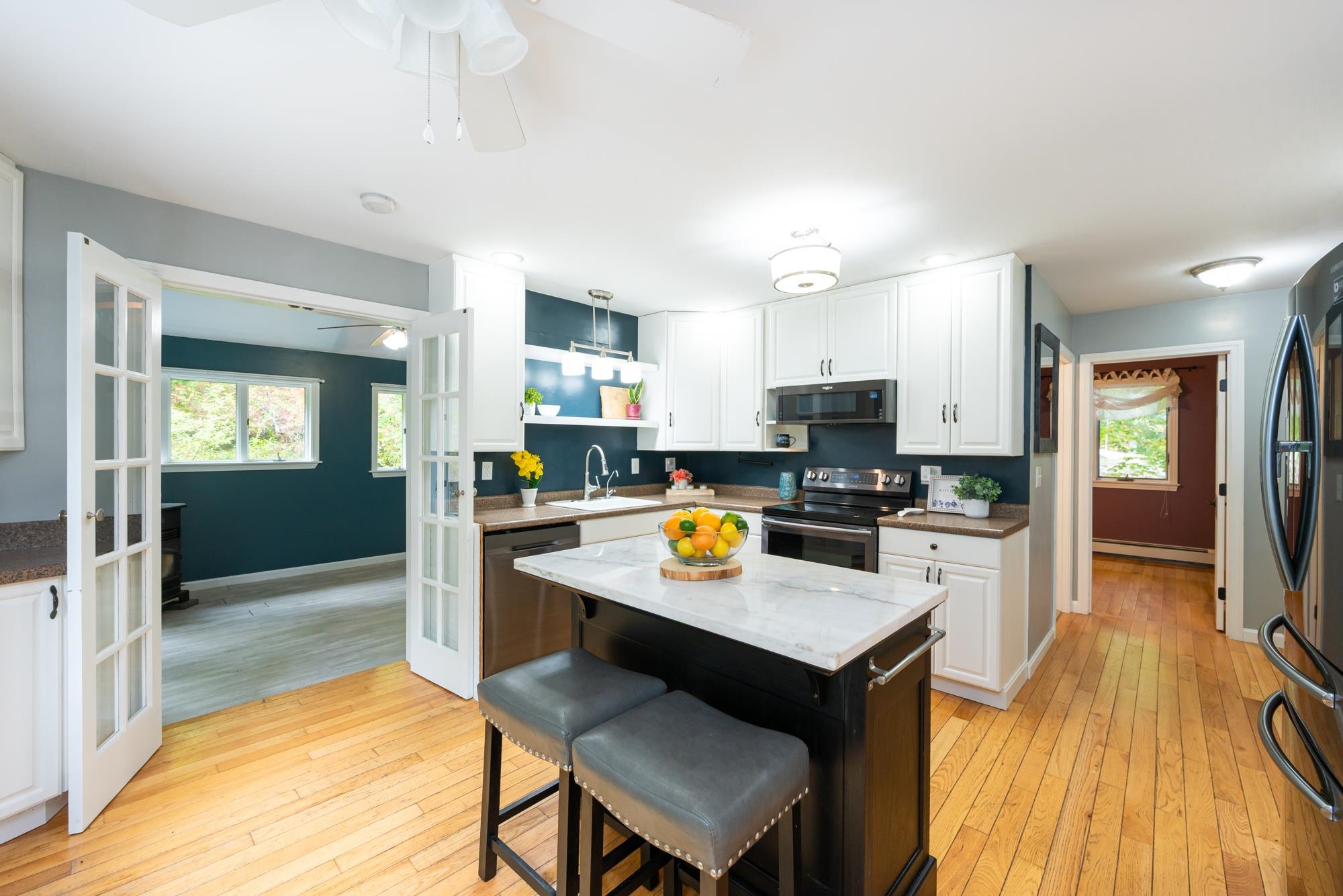 107 Branch Road Weare, NH 03281 - Photo 3 of 31