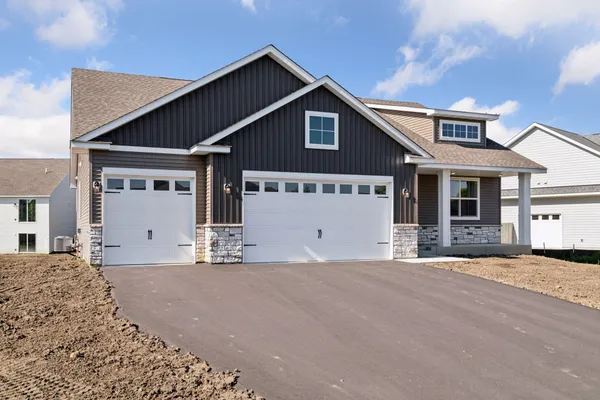 $509,900 | 832 Forest Edge Drive, Jordan, MN 55352