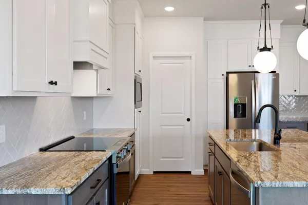 $509,900 | 832 Forest Edge Drive, Jordan, MN 55352