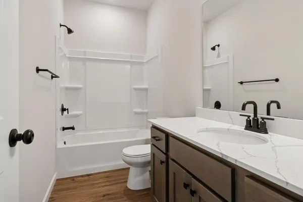 $509,900 | 832 Forest Edge Drive, Jordan, MN 55352