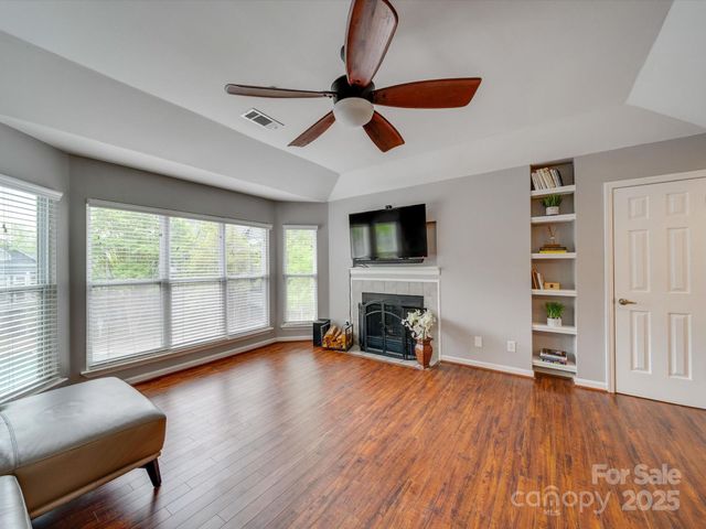 $240,000 | 517 North Graham Street, Unit 3C, Charlotte, NC 28202