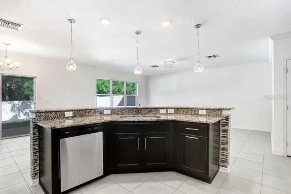 $2,950 | 6431 Bradford Hill Court, Wesley Chapel, FL 33545