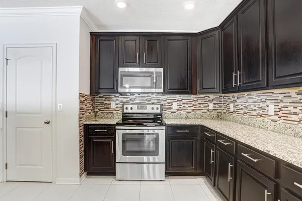 $2,950 | 6431 Bradford Hill Court, Wesley Chapel, FL 33545