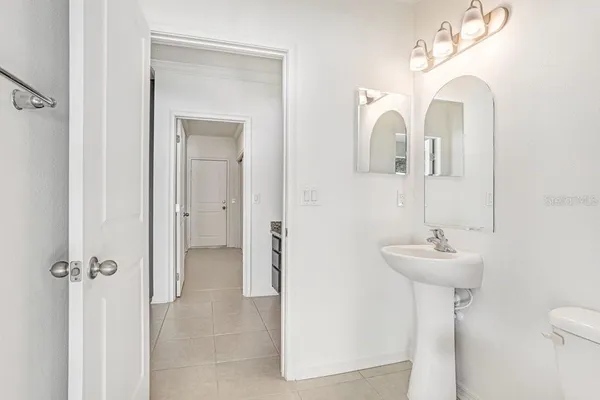 $2,950 | 6431 Bradford Hill Court, Wesley Chapel, FL 33545