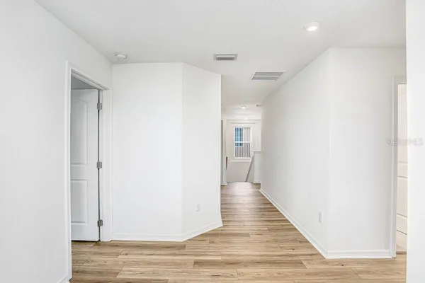 $2,950 | 6431 Bradford Hill Court, Wesley Chapel, FL 33545