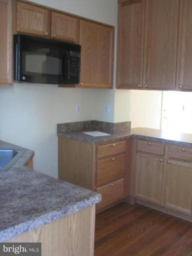 6804 Dunhill Road Dundalk, MD 21222 - Photo 18 of 30 Kitchen