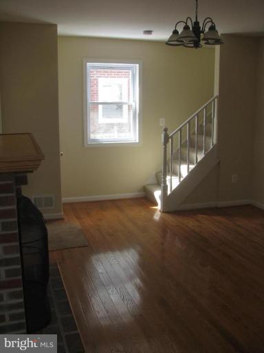 6804 Dunhill Road Dundalk, MD 21222 - Photo 21 of 30 Living Room