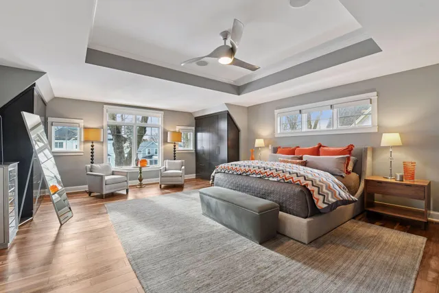 $2,295,000 | 633 Park Street East, Wayzata, MN 55391