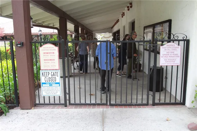 $1,100,000 | 23531 Vía Murillo, Mission Viejo, CA 92692