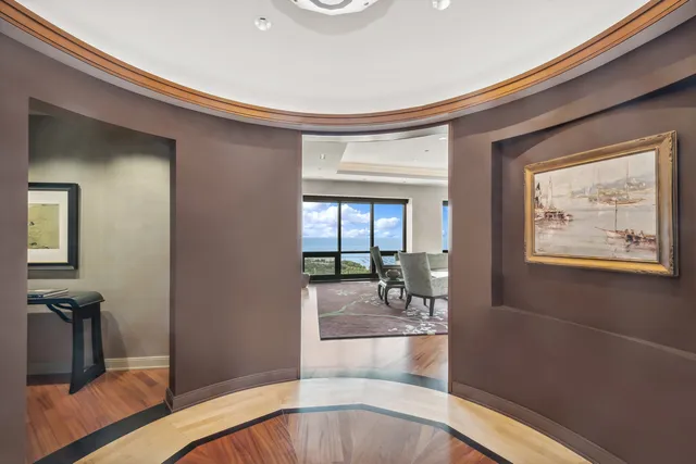 $2,250,000 | 130 North Garland Court, Unit 271112, Chicago, IL 60602