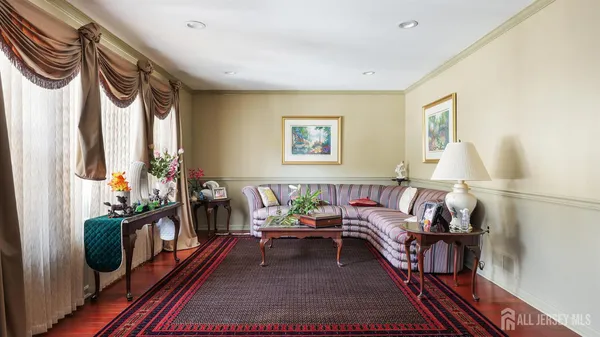 $950,000 | 142 Monmouth Road, Monroe Township, NJ 08831