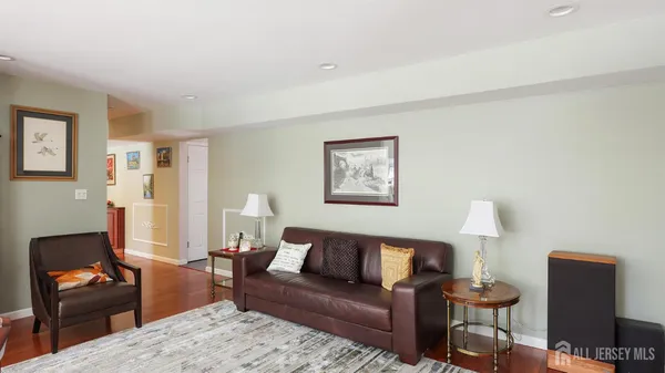 $950,000 | 142 Monmouth Road, Monroe Township, NJ 08831