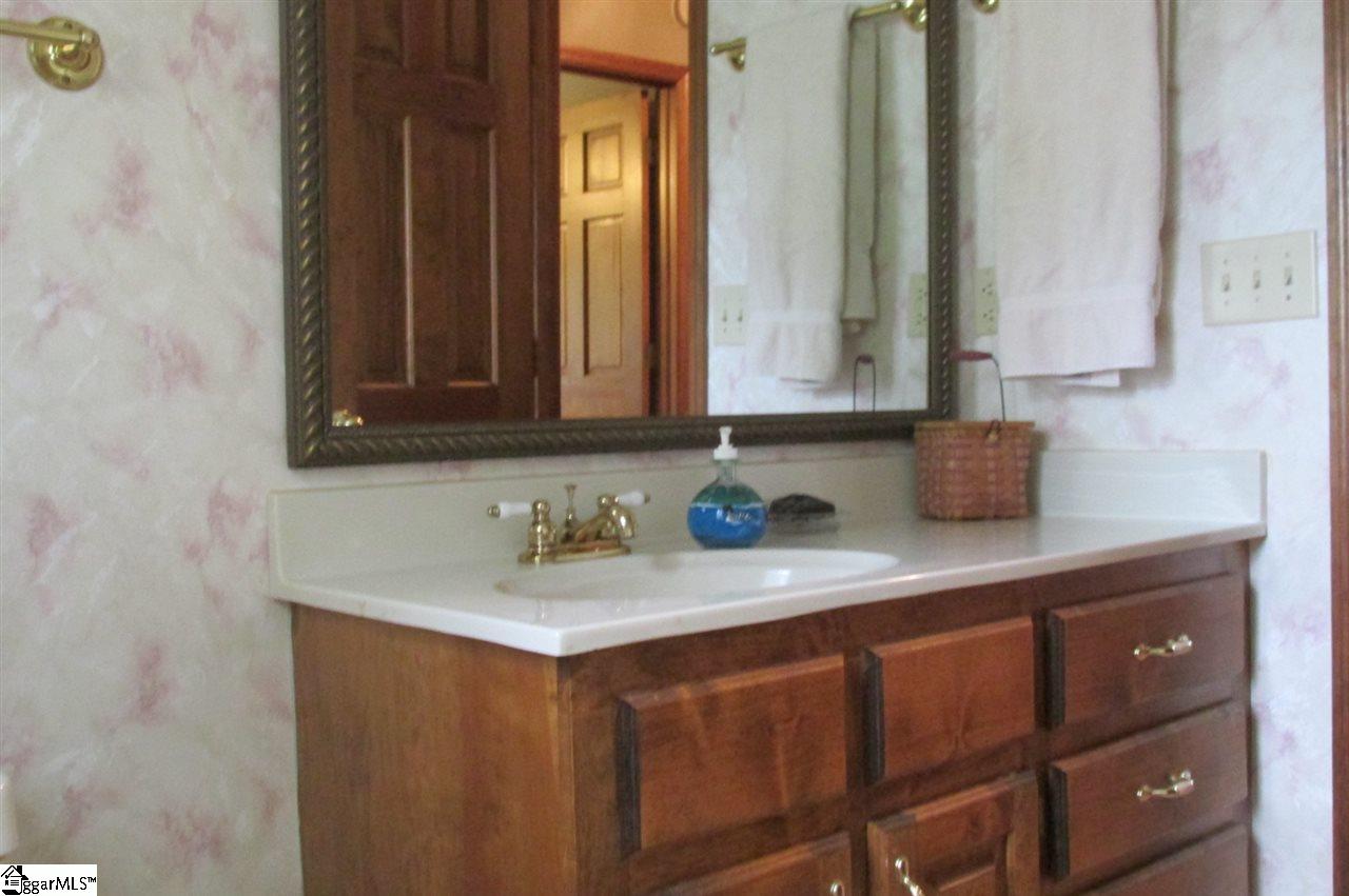 4030 Pennington Road Greer, SC 29651 - Photo 22 of 36 Gallery Image 22