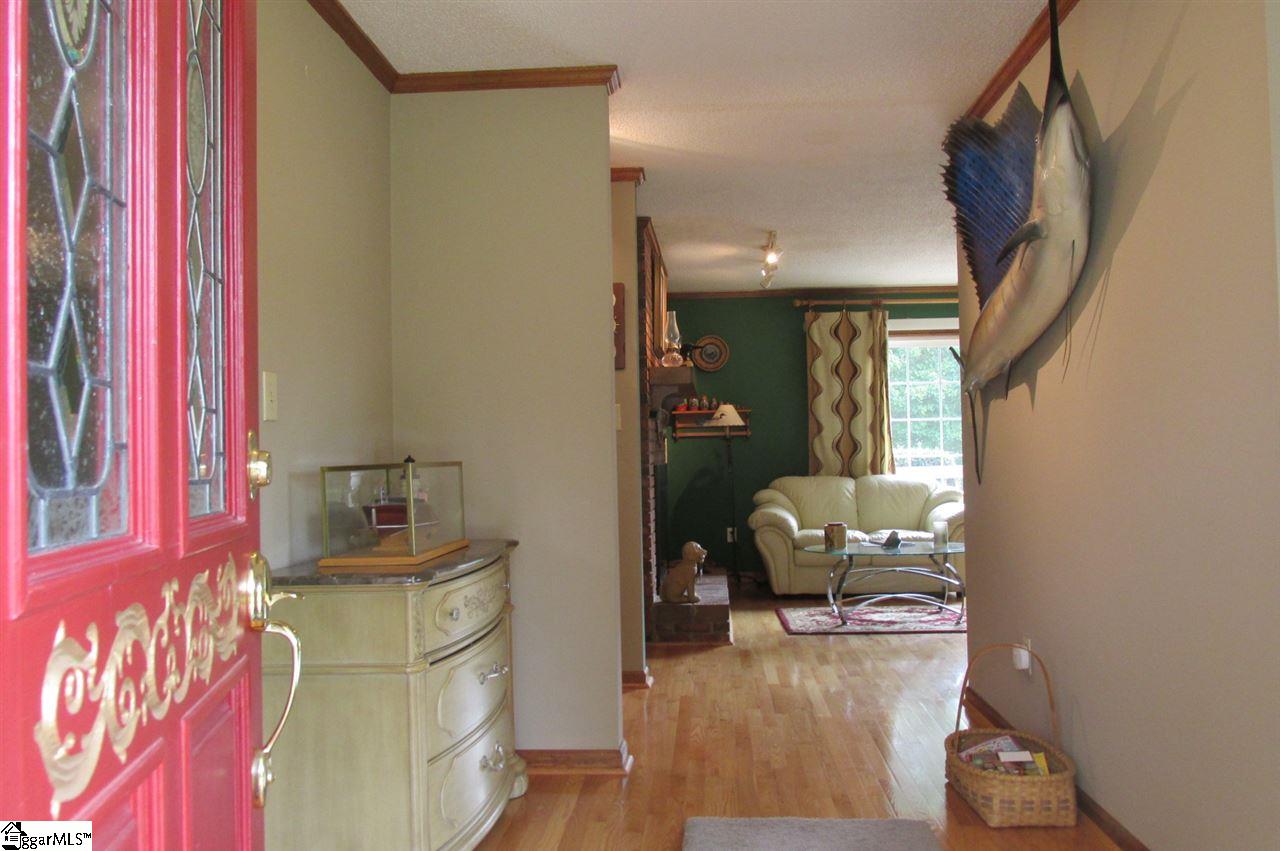 4030 Pennington Road Greer, SC 29651 - Photo 4 of 36 Gallery Image 4