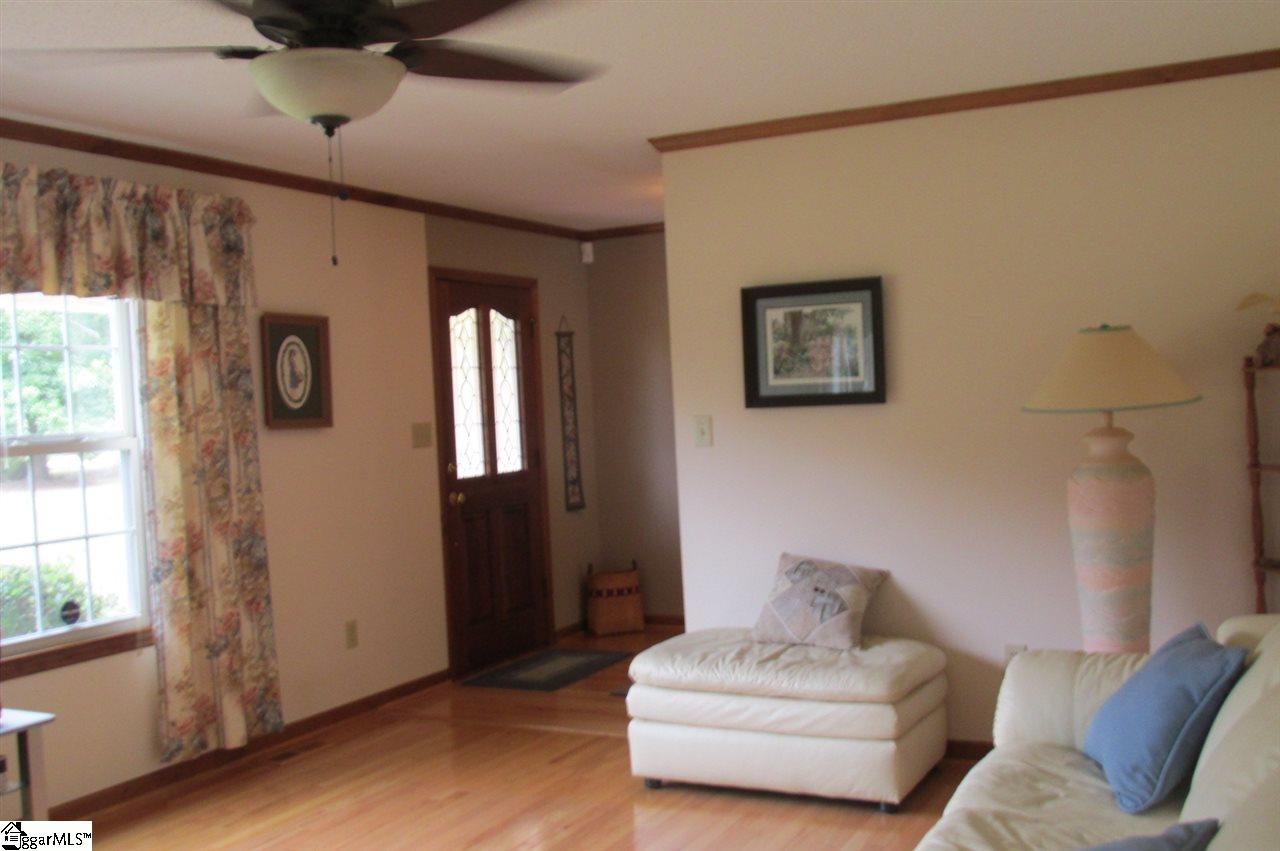 4030 Pennington Road Greer, SC 29651 - Photo 7 of 36 Gallery Image 7