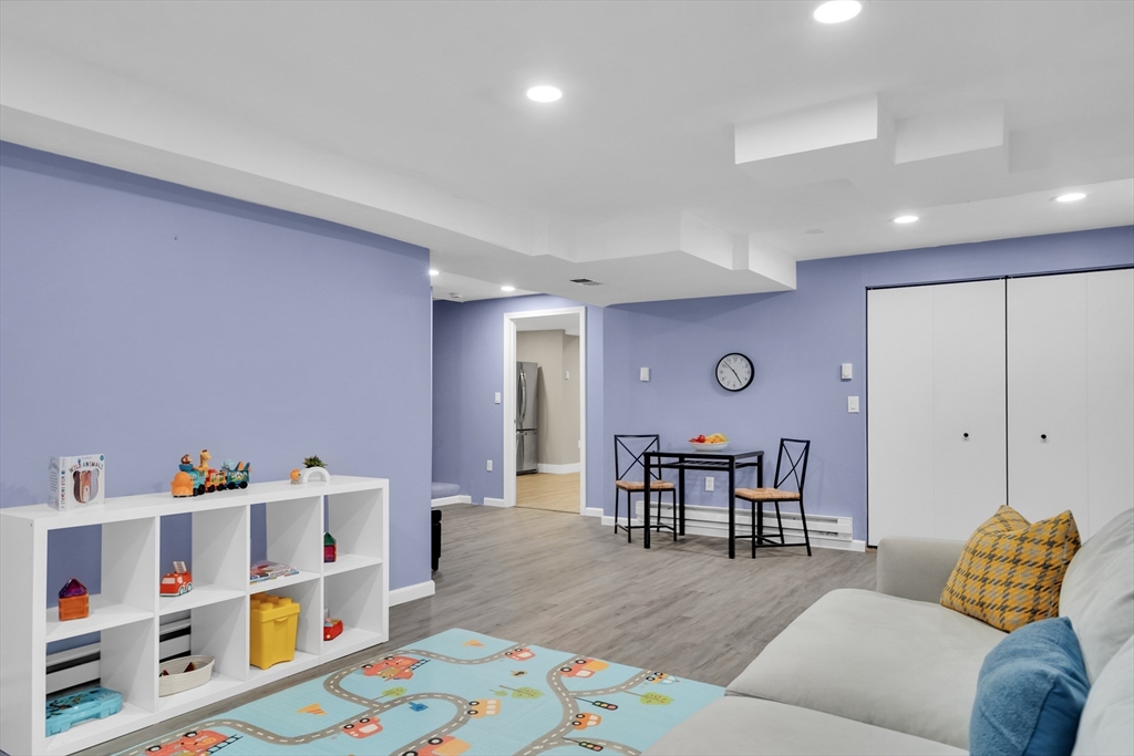 4 Rebecca Road Newton, MA 02465 - Photo 19 of 26