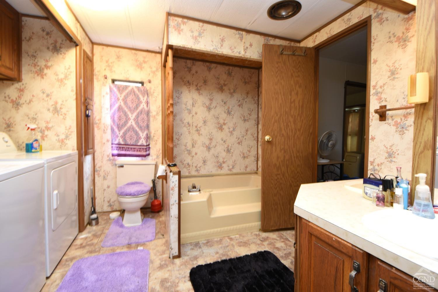 1734 Rte 9W, Unit 14 Selkirk, NY 12158 - Photo 9 of 14 Photo 9