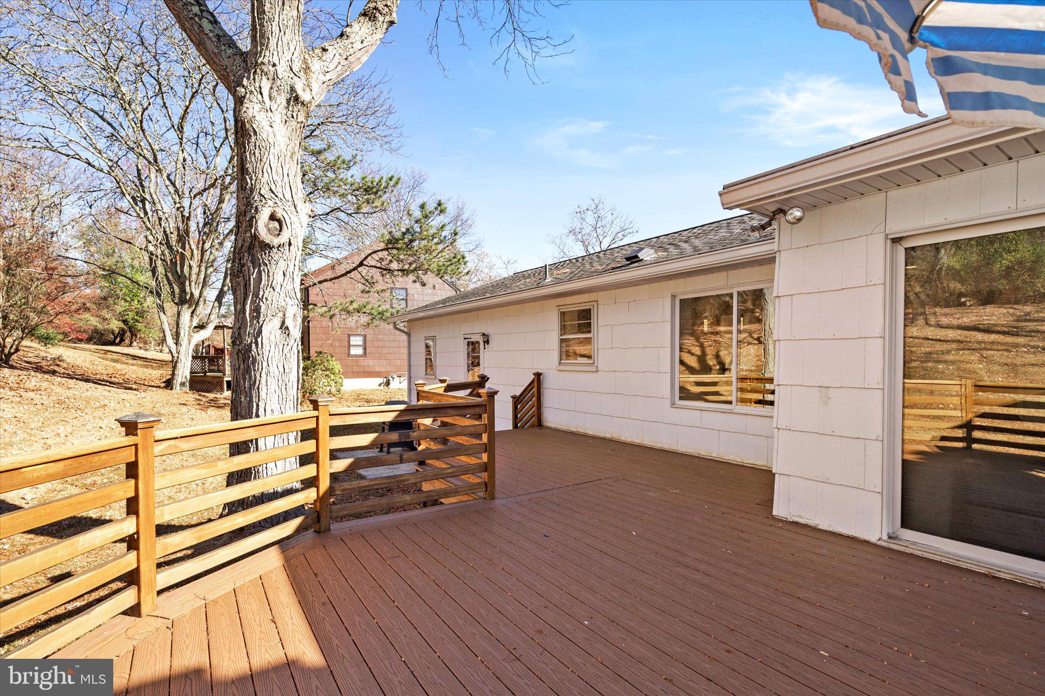 42 Willis Drive Ewing, NJ 08628 - Photo 35 of 39