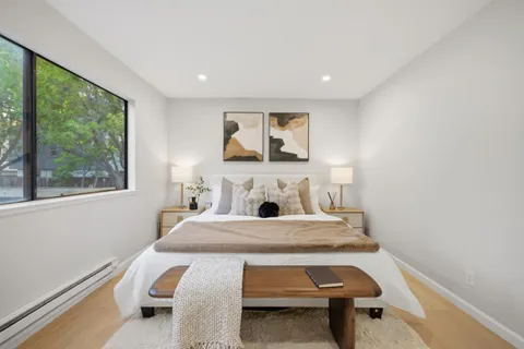 $549,800 | 938 Kiely Boulevard, Unit J, Santa Clara, CA 95051