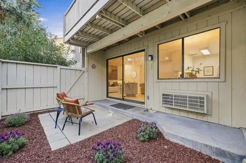 $549,800 | 938 Kiely Boulevard, Unit J, Santa Clara, CA 95051