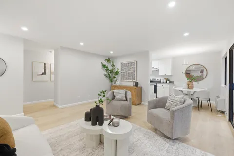 $549,800 | 938 Kiely Boulevard, Unit J, Santa Clara, CA 95051