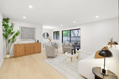 $549,800 | 938 Kiely Boulevard, Unit J, Santa Clara, CA 95051