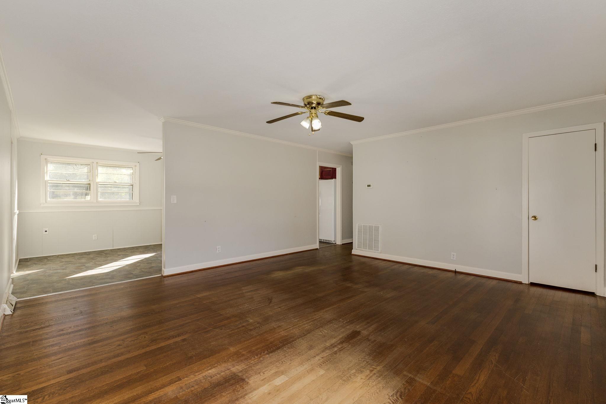 123 Taylors Road Taylors, SC 29687 - Photo 8 of 36 Gallery Image 8
