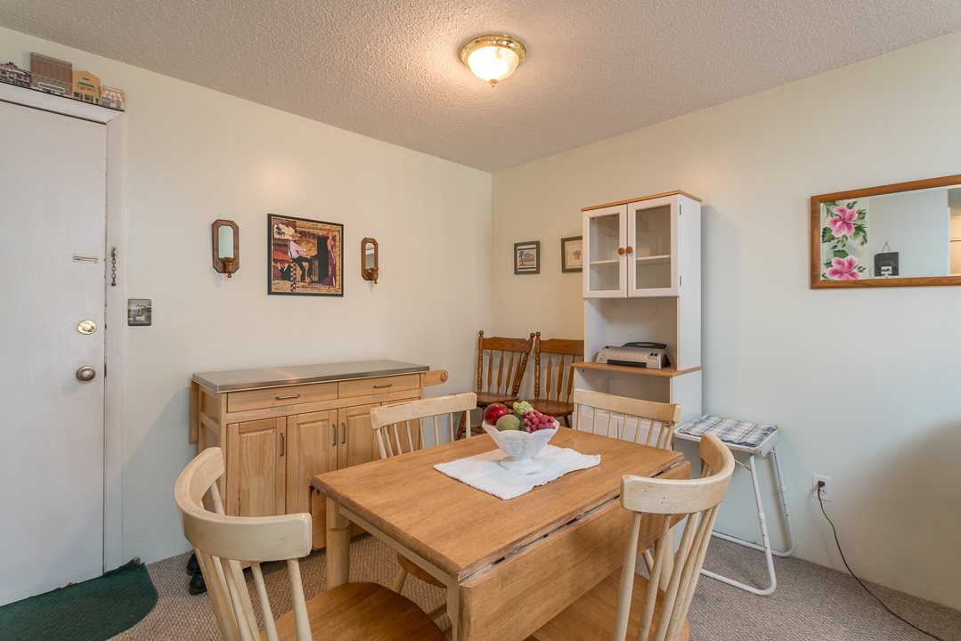130 Mammoth Road, Unit 14 Hooksett, NH 03106 - Photo 5 of 20
