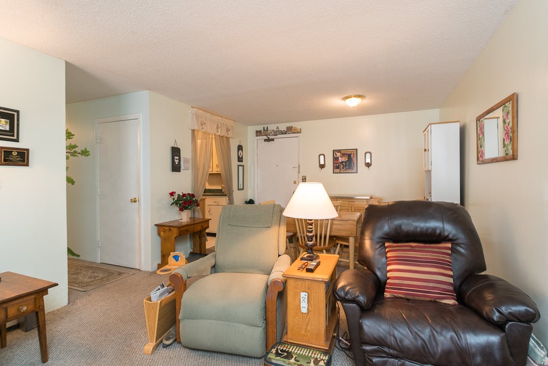130 Mammoth Road, Unit 14 Hooksett, NH 03106 - Photo 6 of 20