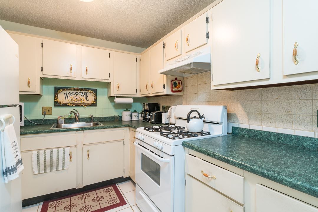 130 Mammoth Road, Unit 14 Hooksett, NH 03106 - Photo 10 of 20