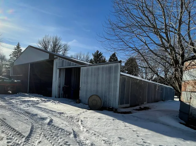 $775,000 | 15592 720th Avenue, Albert Lea, MN 56007