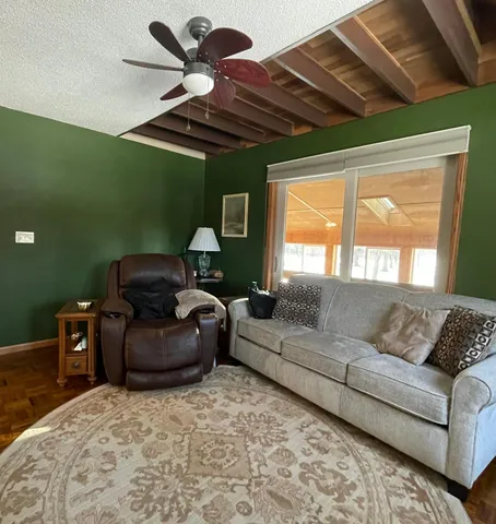 $775,000 | 15592 720th Avenue, Albert Lea, MN 56007