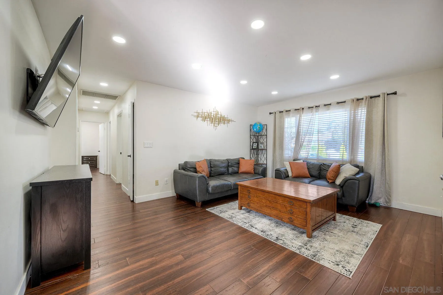 14523 Saco Street Poway, CA 92064 - Photo 7 of 24