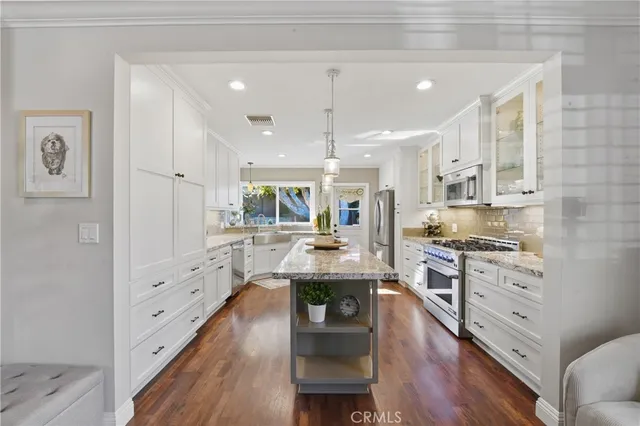 $2,198,000 | 5220 East El Roble Street, Long Beach, CA 90815