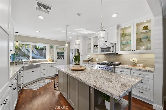 $2,198,000 | 5220 East El Roble Street, Long Beach, CA 90815