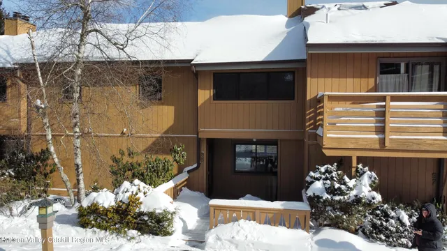 $425,000 | 150 Hunter Drive, Unit S5, Hunter, NY 12442