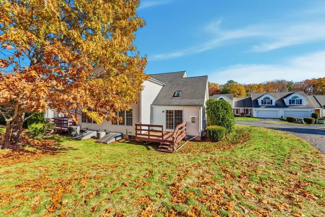 $440,000 | 20 Nature View Drive, Unit 20, Uxbridge, MA 01569