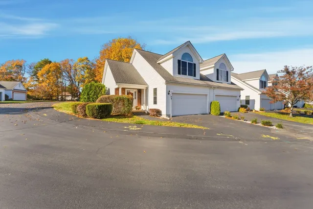 $440,000 | 20 Nature View Drive, Unit 20, Uxbridge, MA 01569