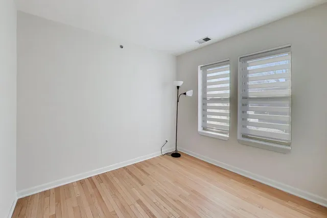 $2,500 | 1 West Oak Avenue, Unit C1, La Grange Park, IL 60526