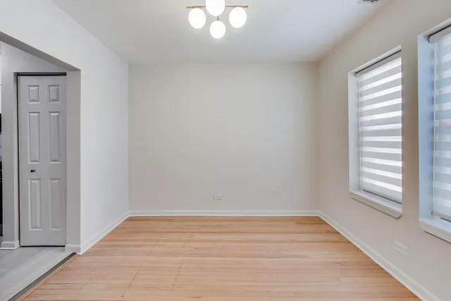 $2,500 | 1 West Oak Avenue, Unit C1, La Grange Park, IL 60526