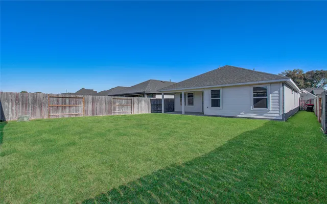 $319,000 | 4930 Natchez Trace, Fresno, TX 77545