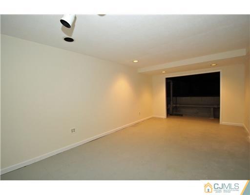 9 Greenwich Road Edison, NJ 08820 - Photo 22 of 25 a view of an empty room