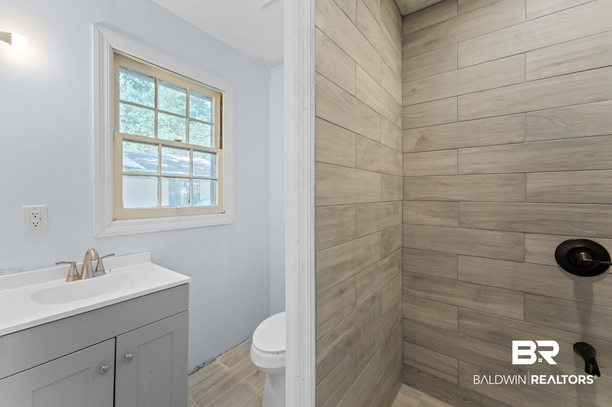 1550 Lartigue Avenue South Mobile, AL 36605 - Photo 13 of 22
