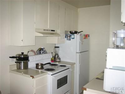 930 Sunset Avenue Santa Rosa, CA 95407 - Photo 4 of 5 Gallery Image 4