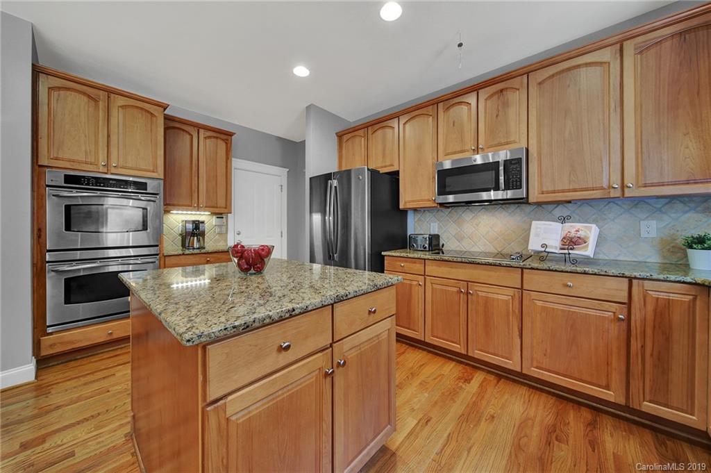 1740 Bentgrass Lane Tega Cay, SC 29708 - Photo 17 of 35 Gallery Image 17