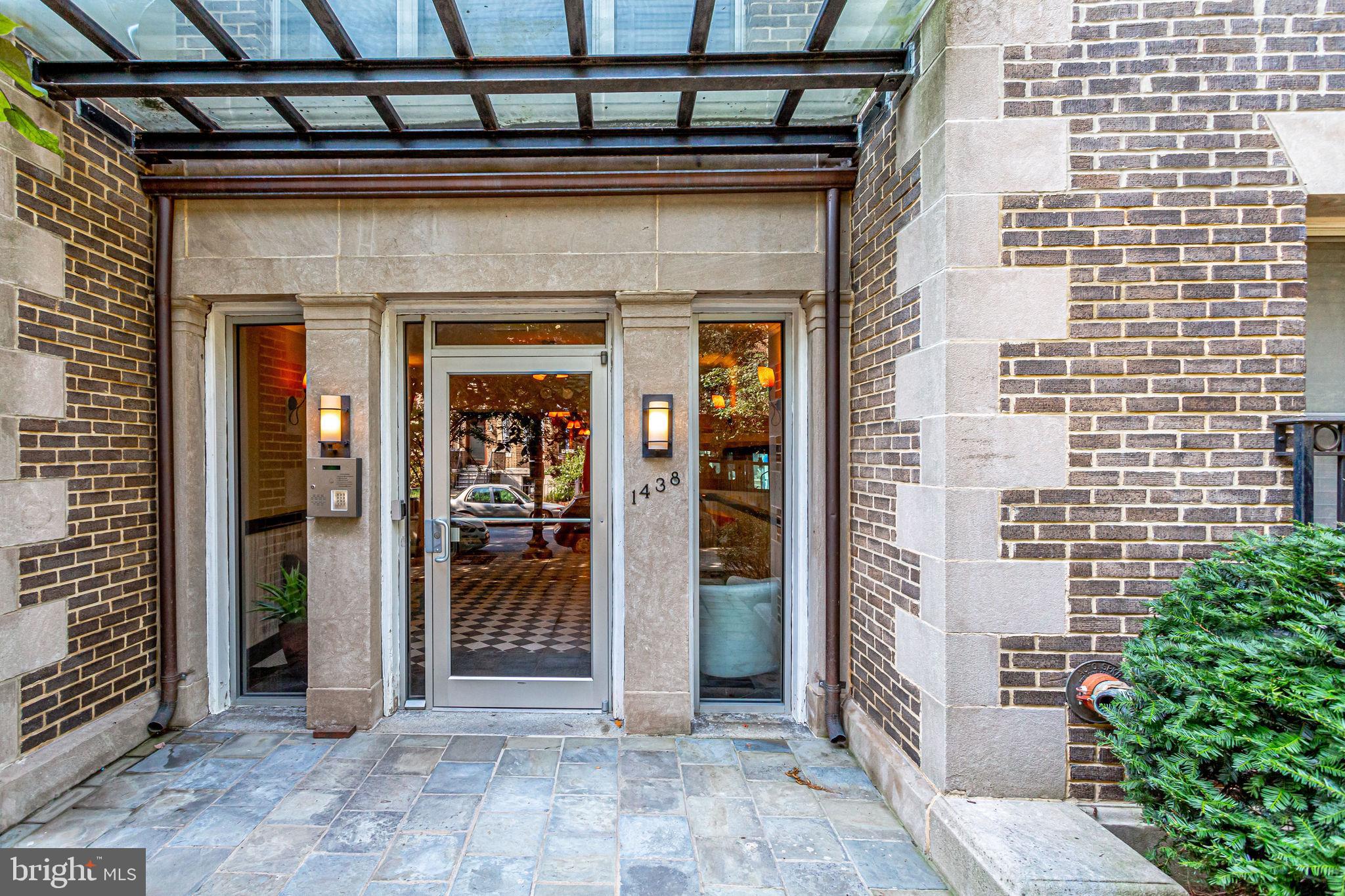 1438 Columbia Road Northwest, Unit 404 Washington, DC 20009 - Photo 2 of 19 Entrance