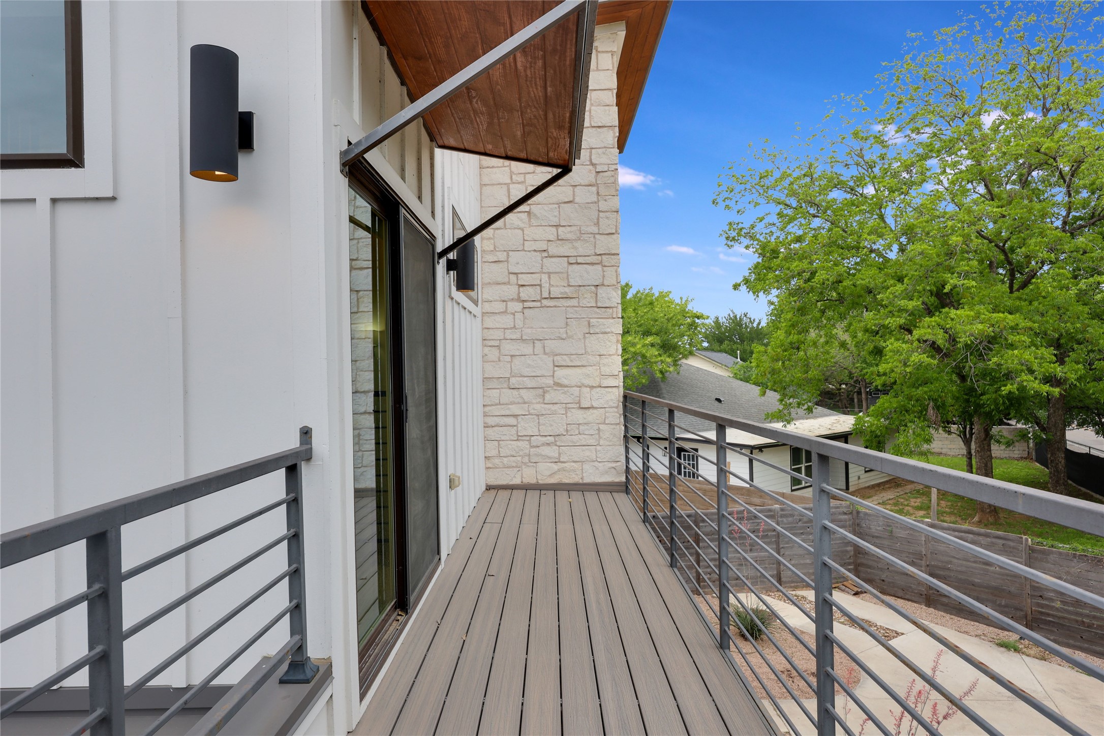 108 Tillery Street, Unit 1 Austin, TX 78702 - Photo 28 of 40 a view of balcony of the house