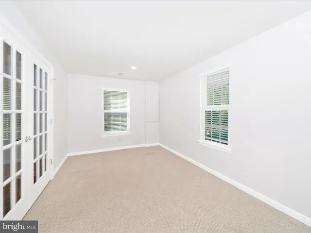 $569,900 | 5314 Davis Point Lane, Greenbelt, MD 20770