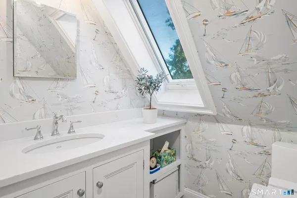 $579,000 | 85 River Road, Unit L4, Essex, CT 06426