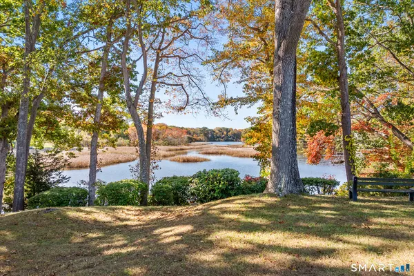 $579,000 | 85 River Road, Unit L4, Essex, CT 06426